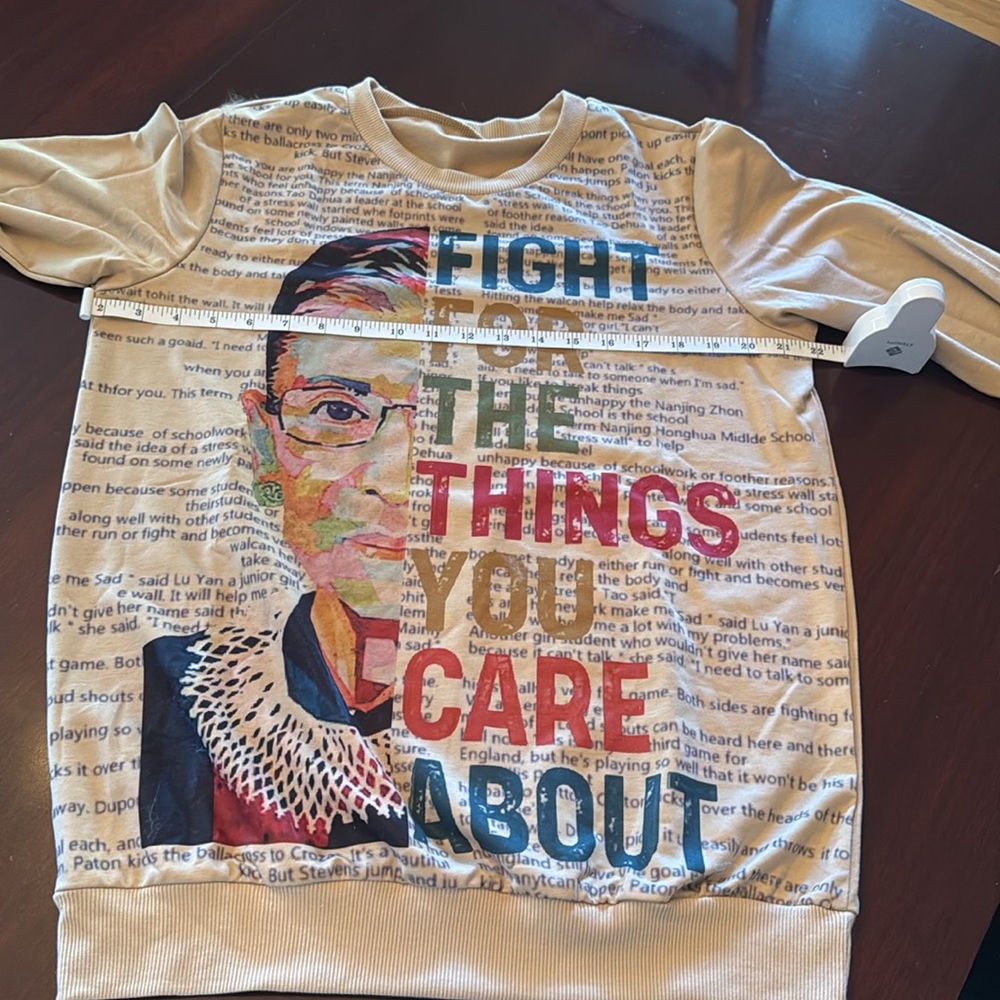 RBG Tan Sweatshirt Large - Picture 6 of 6